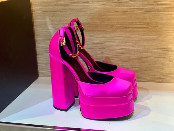 2021 satin platform super high heel sandals crystal embellished rhinestone dinner shoes chunky heel slippers ladies, Black
2021 satin platform super high heel sandals crystal embellished rhinestone dinner shoes chunky heel slippers ladies, Black