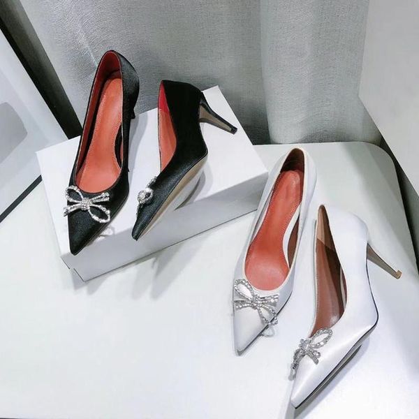 dress shoes silk pumps women crystal butterfly genuine leather high heels pointed toe for party designer woman shoe, Black
dress shoes silk pumps women crystal butterfly genuine leather high heels pointed toe for party designer woman shoe, Black