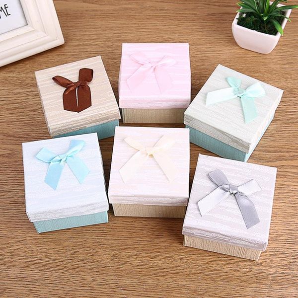 watch boxes & cases fashion cute bowknot paper present box case and printing paperboard simple elegant for bracelet bangle jewelry, Black;blue
watch boxes & cases fashion cute bowknot paper present box case and printing paperboard simple elegant for bracelet bangle jewelry, Black;blue