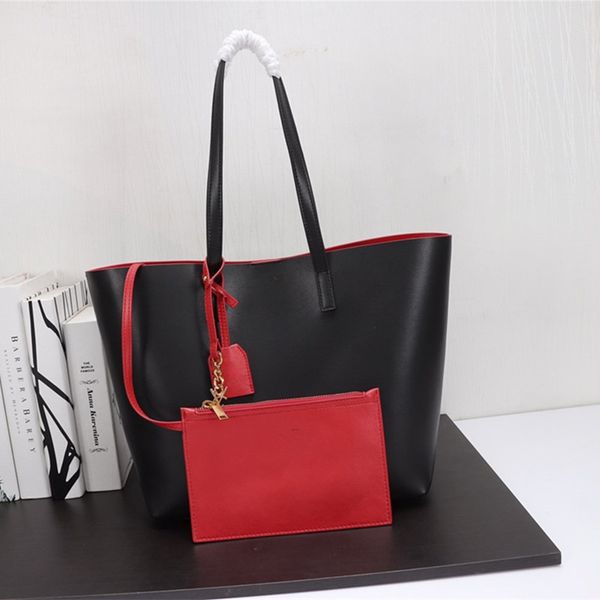 designer handbags shopping bag n/s in supple leather unstructured tote bags flat leather double handles large capacity with little wallets m
designer handbags shopping bag n/s in supple leather unstructured tote bags flat leather double handles large capacity with little wallets m