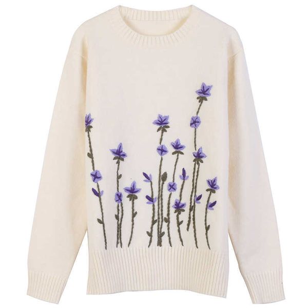 women's sweaters korean fashion women winter long-sleeved flower embroidery loose white knitted pullover brand design sweater christmas, White;black
women's sweaters korean fashion women winter long-sleeved flower embroidery loose white knitted pullover brand design sweater christmas, White;black