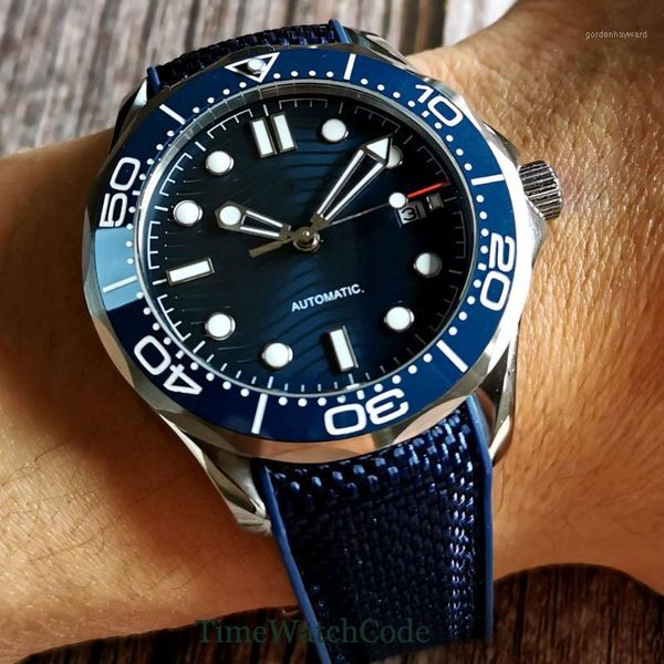 wristwatches automatic watch for men genuine nh35a miyota8215 movement date sapphire glass rubber strap green lume ceramic bezel 41mm, Slivery;brown
wristwatches automatic watch for men genuine nh35a miyota8215 movement date sapphire glass rubber strap green lume ceramic bezel 41mm, Slivery;brown