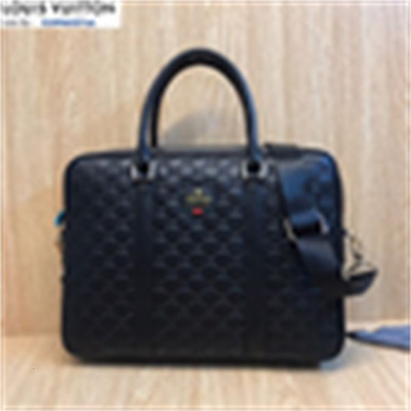 brand designer luxury m8027 men handbags shoulder messenger bags totes iconic cross body bags handles clutches evening
brand designer luxury m8027 men handbags shoulder messenger bags totes iconic cross body bags handles clutches evening