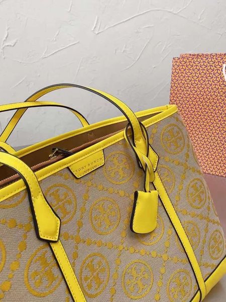 classic women evening bags envelope flap letter embroidery handbags purses small genuine leather totes shoulder clutch crossbody bag
classic women evening bags envelope flap letter embroidery handbags purses small genuine leather totes shoulder clutch crossbody bag