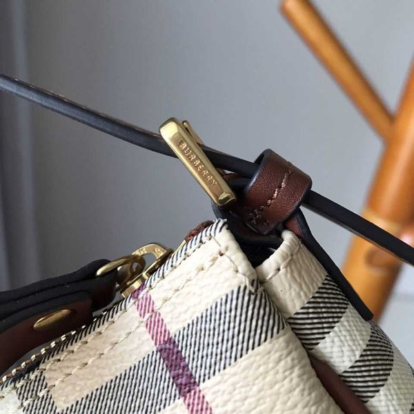 handbag b2021 new underarm single shoulder cowhide women's change hand mobile phone classic versatile handbag zly
handbag b2021 new underarm single shoulder cowhide women's change hand mobile phone classic versatile handbag zly