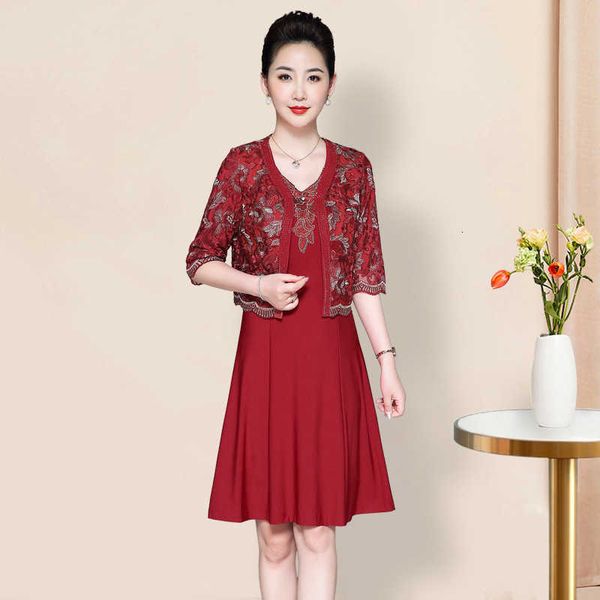 luxury party evening dress improved cheongsam lace shawl 's embroidered women's tang two-piece set, White;pink
luxury party evening dress improved cheongsam lace shawl 's embroidered women's tang two-piece set, White;pink