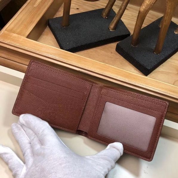 simple luxury designer men bifold wallet with card holder old flower canvas with genuine leather short purse box, Red;black
simple luxury designer men bifold wallet with card holder old flower canvas with genuine leather short purse box, Red;black