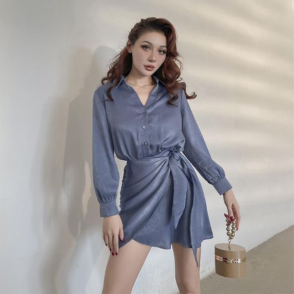 casual dresses 2021 spring fashionable haze blue long sleeve collect waist slim shirt dress women chic v neck silk office lady, Black;gray
casual dresses 2021 spring fashionable haze blue long sleeve collect waist slim shirt dress women chic v neck silk office lady, Black;gray