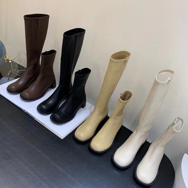 korea dongdamen 2021 autumn winter round head simple thick middle heel side zipper thin women's short boots, Black
korea dongdamen 2021 autumn winter round head simple thick middle heel side zipper thin women's short boots, Black