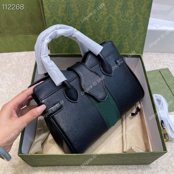 fashion women shoulder bags genuine leather chest pack lady tote handbags presbyopic purse messenger bag crossbody webbing
fashion women shoulder bags genuine leather chest pack lady tote handbags presbyopic purse messenger bag crossbody webbing