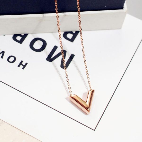 chains 1 piece fashion brand letter v necklace titanium steel for women alphabet pendant party gift quality, Silver
chains 1 piece fashion brand letter v necklace titanium steel for women alphabet pendant party gift quality, Silver