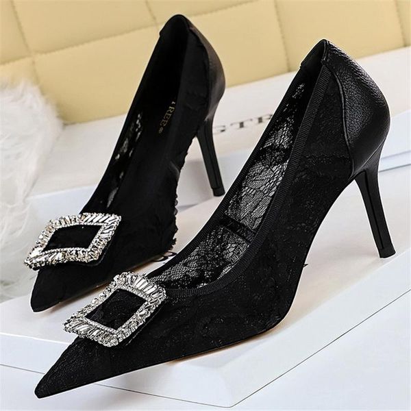 dress shoes 2021 women 8cm high heels mesh lace pumps lady pointed toe low girls scarpins fetish nightclub bride crystal buckle, Black
dress shoes 2021 women 8cm high heels mesh lace pumps lady pointed toe low girls scarpins fetish nightclub bride crystal buckle, Black