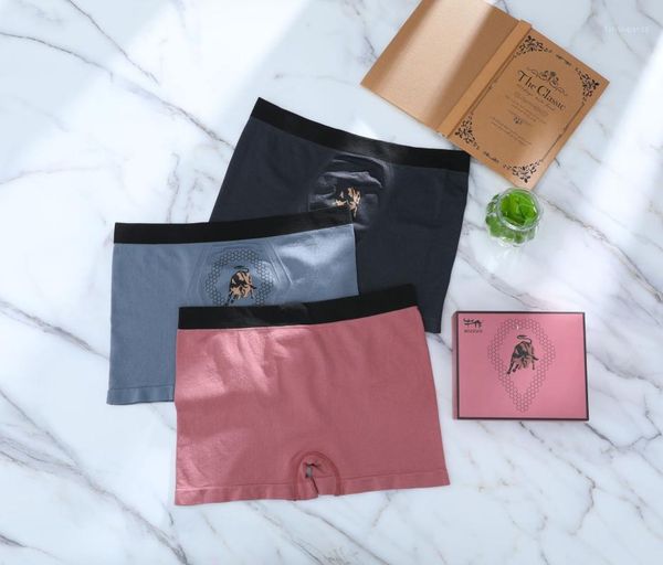 underpants 3 pcs box packing men underwear high elasticity pants male boxers cow sign breathable soft, Black;white
underpants 3 pcs box packing men underwear high elasticity pants male boxers cow sign breathable soft, Black;white