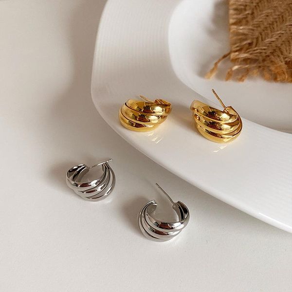 hoop & huggie minimalist gold silver color metal earrings for women femme twisted alloy multilayered open statement jewelry 2021, Golden;silver
hoop & huggie minimalist gold silver color metal earrings for women femme twisted alloy multilayered open statement jewelry 2021, Golden;silver