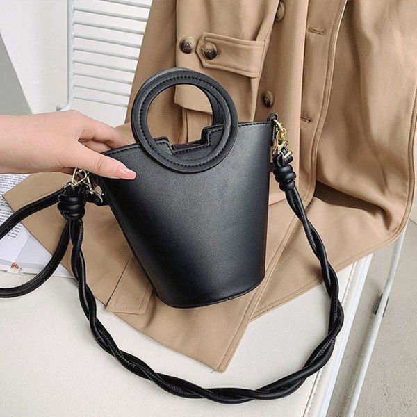 branded handbags for women pu leather bucket totes bag luxury crossboy solid color lady shoulder s
branded handbags for women pu leather bucket totes bag luxury crossboy solid color lady shoulder s