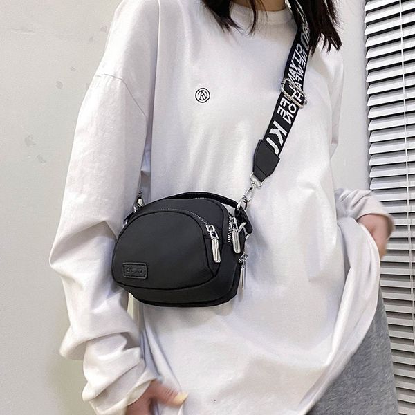 multi layer small bag 2021 new men's and women's neutral trend mobile phone black harajuku style portable messenger
multi layer small bag 2021 new men's and women's neutral trend mobile phone black harajuku style portable messenger