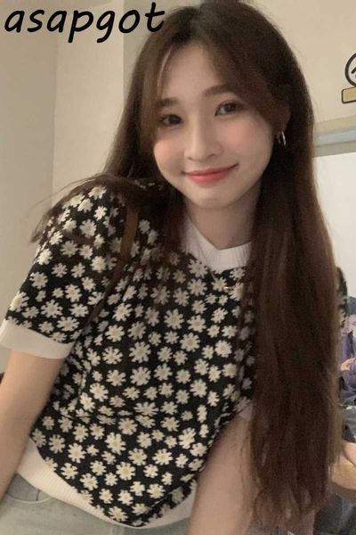 chic korean retro sweet contrast color o neck short sleeve daisy knitted women fashion clothing summer sweaters jumpers 210610, White;black
chic korean retro sweet contrast color o neck short sleeve daisy knitted women fashion clothing summer sweaters jumpers 210610, White;black