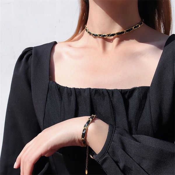 chokers 2021 street fashion 18 k gold color leather rope choker woman necklace bracelet sets 316 l stainless steel jewelry not fade, Golden;silver
chokers 2021 street fashion 18 k gold color leather rope choker woman necklace bracelet sets 316 l stainless steel jewelry not fade, Golden;silver