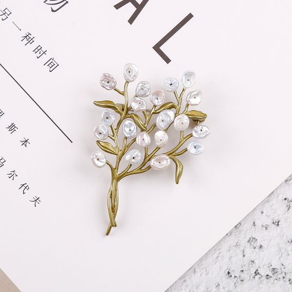 vanssey vintage fashion baby breath flower leaf natural pearl green coating copper brooch pin party wedding accessory for women, Gray
vanssey vintage fashion baby breath flower leaf natural pearl green coating copper brooch pin party wedding accessory for women, Gray
