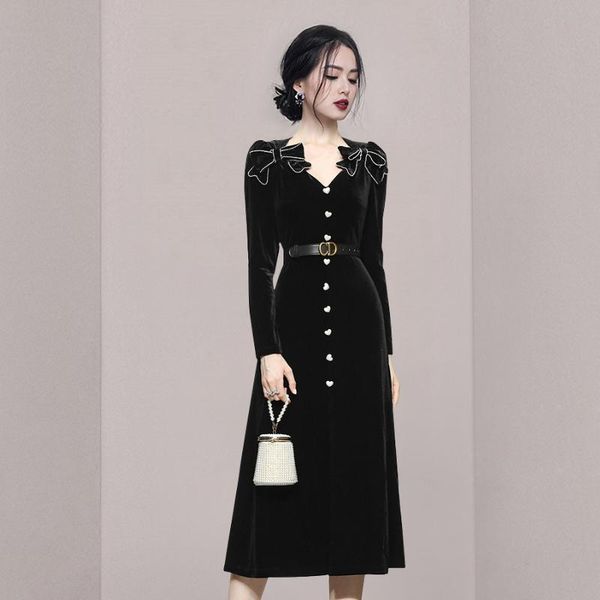 casual dresses autumn winter fashion velvet dress women vintage bow single-breasted elegant slim mid-calf office party vestidos, Black;gray
casual dresses autumn winter fashion velvet dress women vintage bow single-breasted elegant slim mid-calf office party vestidos, Black;gray
