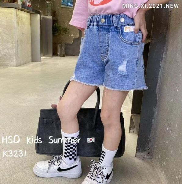 shorts 2021 wholesale girls denim holes spring summer fashion 3-8t a649, Black 
shorts 2021 wholesale girls denim holes spring summer fashion 3-8t a649, Black