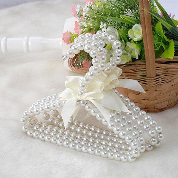 5pcs/lot handmade cat dog clothes racks exquisite pearl pet clothes hanger durable non-slip puppy holder dog accessories
5pcs/lot handmade cat dog clothes racks exquisite pearl pet clothes hanger durable non-slip puppy holder dog accessories