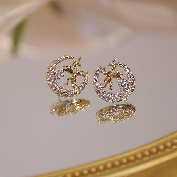 stud shiny side accessories crystal horse earrings for women fashion jewelry simple style zirconia, Golden;silver
stud shiny side accessories crystal horse earrings for women fashion jewelry simple style zirconia, Golden;silver