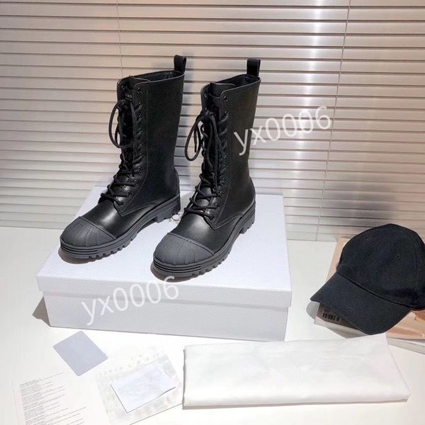 2021 women designer boots desert boot flamingos love arrow 100% real leather medal coarse non-slip winter shoes fz201020, Black
2021 women designer boots desert boot flamingos love arrow 100% real leather medal coarse non-slip winter shoes fz201020, Black