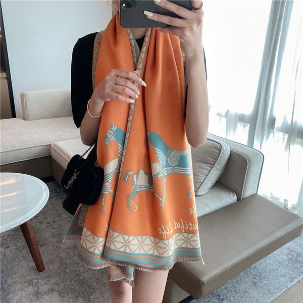 2021 new printed scarf korean imitation cashmere bib fashion medium and long warm air conditioning shawl, Blue;gray
2021 new printed scarf korean imitation cashmere bib fashion medium and long warm air conditioning shawl, Blue;gray