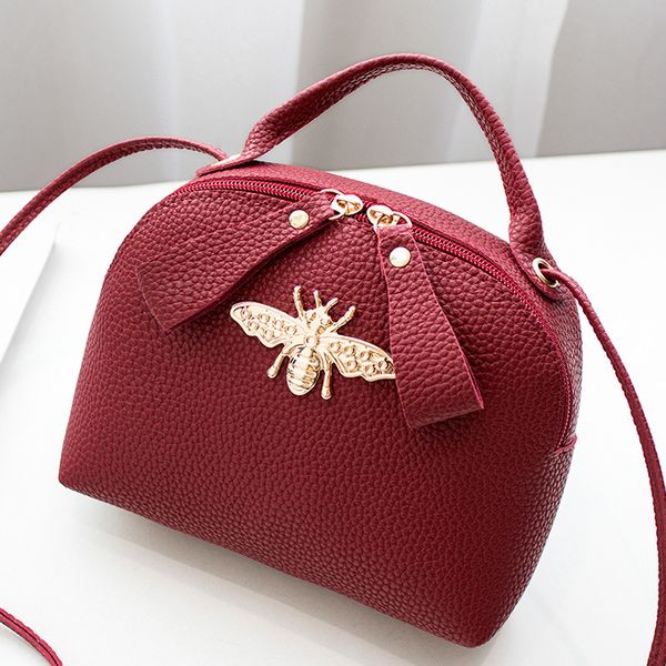 2021 women famous design versatile messenger crossbody bag small shoulder handbag hobos cartoon cute bee mobile phone lady bag, Red;black
2021 women famous design versatile messenger crossbody bag small shoulder handbag hobos cartoon cute bee mobile phone lady bag, Red;black
