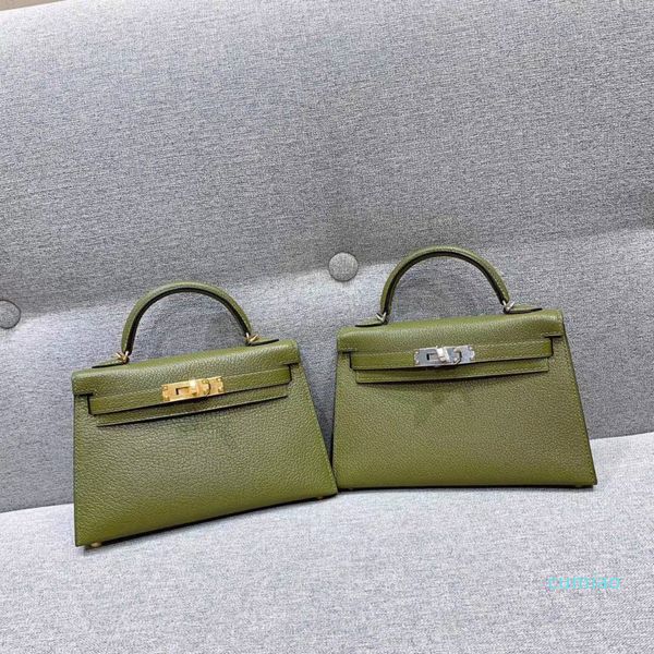as0018high-endepsom19c message bags leather imported wax line custom mini wallet, general purpose wallet for men and women
as0018high-endepsom19c message bags leather imported wax line custom mini wallet, general purpose wallet for men and women