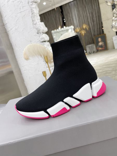 designer high-quality trendy fashion casual couple shoes, knitted elements, versatile, comfortable, breathable and wear-resistant, size 34-4, Black
designer high-quality trendy fashion casual couple shoes, knitted elements, versatile, comfortable, breathable and wear-resistant, size 34-4, Black