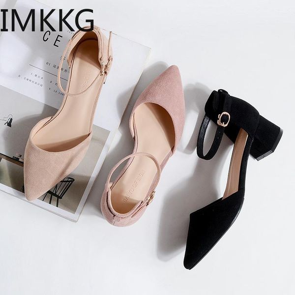 dress shoes women pumps word buckle hollow suede single thick with pointed toe high heels square heel f90127, Black
dress shoes women pumps word buckle hollow suede single thick with pointed toe high heels square heel f90127, Black