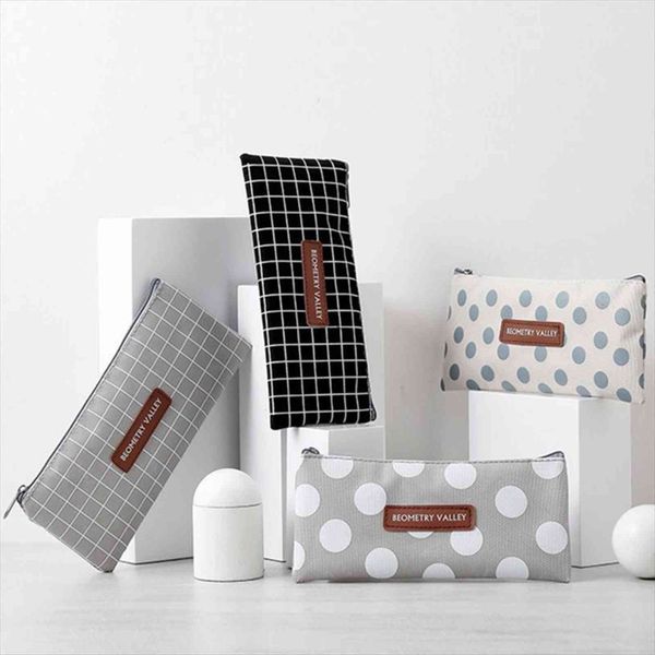 kawaii grid dot canvas pencil cosmetic bag case stationery storage simple organizer small fresh women girls makeup pouch
kawaii grid dot canvas pencil cosmetic bag case stationery storage simple organizer small fresh women girls makeup pouch