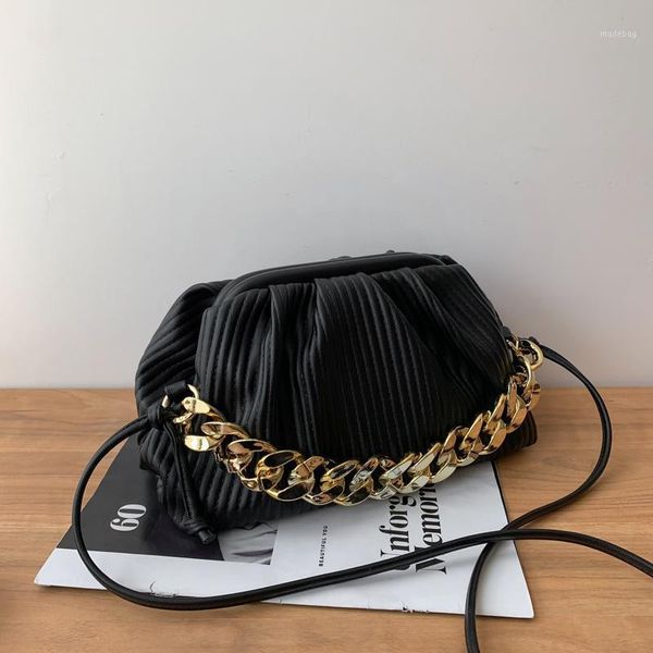 evening bags fashion women chain shoulder 2022 dumpling design pleated cloud underarm clutch pouch purse and handbag crossbody sac
evening bags fashion women chain shoulder 2022 dumpling design pleated cloud underarm clutch pouch purse and handbag crossbody sac
