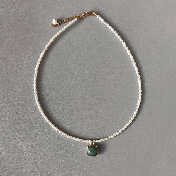 2021 new style 2mm tiny pearl necklace handmade square stone pendant choker for women exquisite minimalist charm jewelry collare, Golden;silver 
2021 new style 2mm tiny pearl necklace handmade square stone pendant choker for women exquisite minimalist charm jewelry collare, Golden;silver