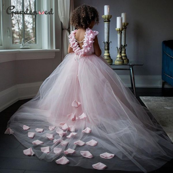 girl's dresses glitter pink flower girl criss-cross ribbons wedding party dress bow sashes shiny celebrity princess, Red;yellow 
girl's dresses glitter pink flower girl criss-cross ribbons wedding party dress bow sashes shiny celebrity princess, Red;yellow
