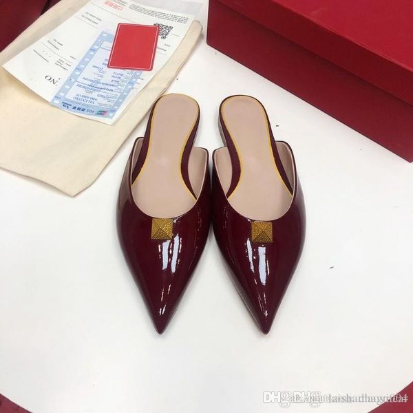 a3 14 colors slippers rivet baotou flat soled slippers stitching leisure bale slippers soft leather woman shoes large size 35-40, Black
a3 14 colors slippers rivet baotou flat soled slippers stitching leisure bale slippers soft leather woman shoes large size 35-40, Black