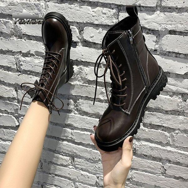 boots winter 2021 european and american large size fashion all-match lace-up side zipper round head square heel women, Black
boots winter 2021 european and american large size fashion all-match lace-up side zipper round head square heel women, Black