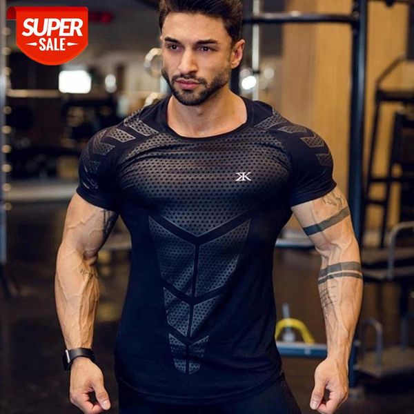 2020 new large-type men compression t-shirt men sporting skinny tee shirt male gyms running t-shirt fitness sports men t-shirts #529v, White;black 
2020 new large-type men compression t-shirt men sporting skinny tee shirt male gyms running t-shirt fitness sports men t-shirts #529v, White;black