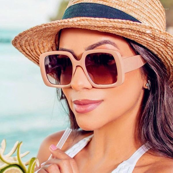square gradient sunglasses for women 2021 vintage eyewear women/men elegant glasses female men retro shades tea, White;black
square gradient sunglasses for women 2021 vintage eyewear women/men elegant glasses female men retro shades tea, White;black