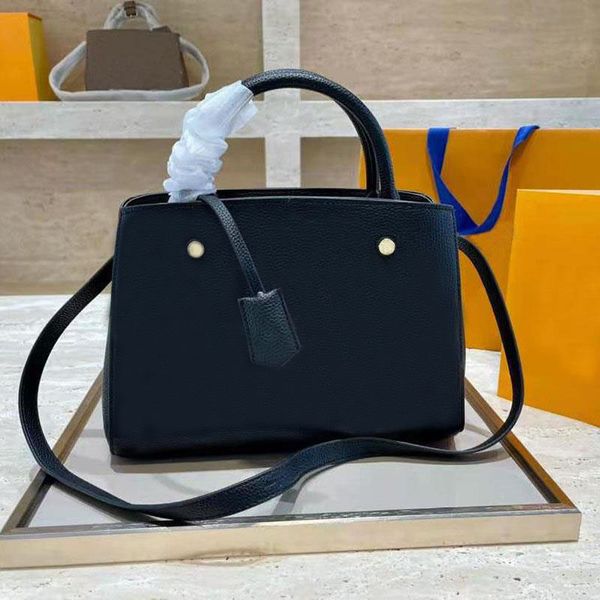 handbag luxury retro 3a quality classic brand 28*21cm shopping bag leather large capacity handbag lady shoulder bag 2 colors
handbag luxury retro 3a quality classic brand 28*21cm shopping bag leather large capacity handbag lady shoulder bag 2 colors