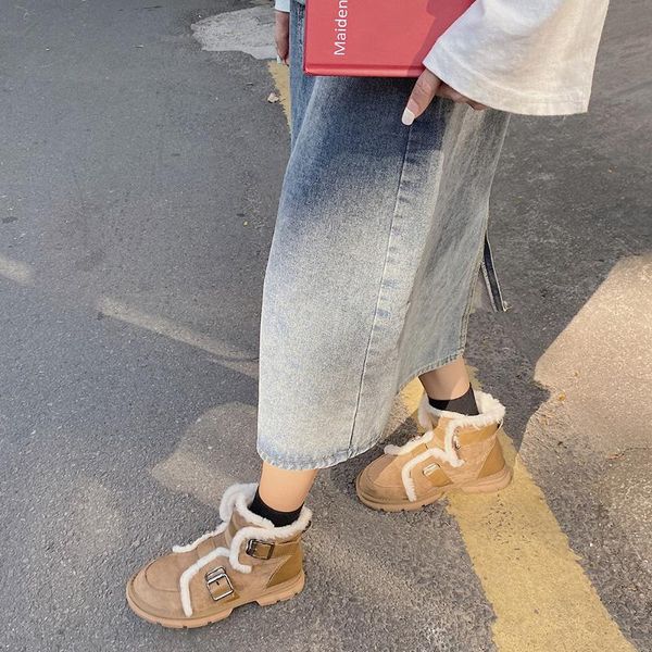 boots snow women 2021 autumn and winter plus velvet thick short cotton shoes, Black 
boots snow women 2021 autumn and winter plus velvet thick short cotton shoes, Black