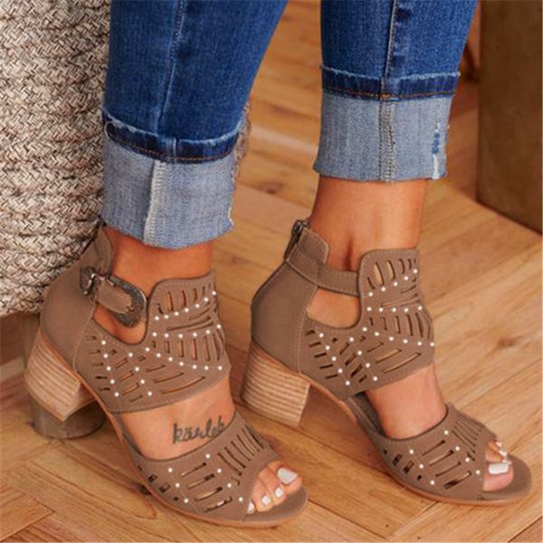 summer 2020 new high women's sandal with hollowed-out straps with diamond-flower chunky heels plus size 43, Black
summer 2020 new high women's sandal with hollowed-out straps with diamond-flower chunky heels plus size 43, Black