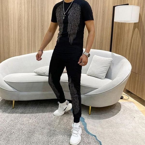 2021 new summer tracksuits men suit sportswear set casual men's 2pcs outfits drilling design z8n6, Black
2021 new summer tracksuits men suit sportswear set casual men's 2pcs outfits drilling design z8n6, Black