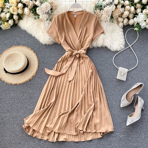 aibeautyer 2021 lady women dress bandage pleated a-line vestidos summer bow vintage holiday robes long dresses 210309, Black;gray
aibeautyer 2021 lady women dress bandage pleated a-line vestidos summer bow vintage holiday robes long dresses 210309, Black;gray