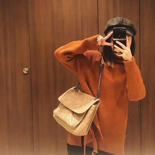 shoulder bags bag 2021 chain postman female stray leather oil wax one-shoulder sloping
shoulder bags bag 2021 chain postman female stray leather oil wax one-shoulder sloping