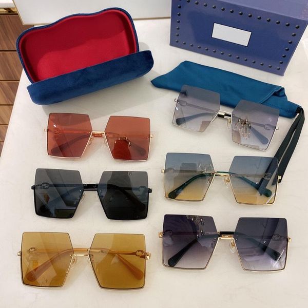 sunglasses fashion designed women's color gradient lens solid frame high quality, White;black
sunglasses fashion designed women's color gradient lens solid frame high quality, White;black