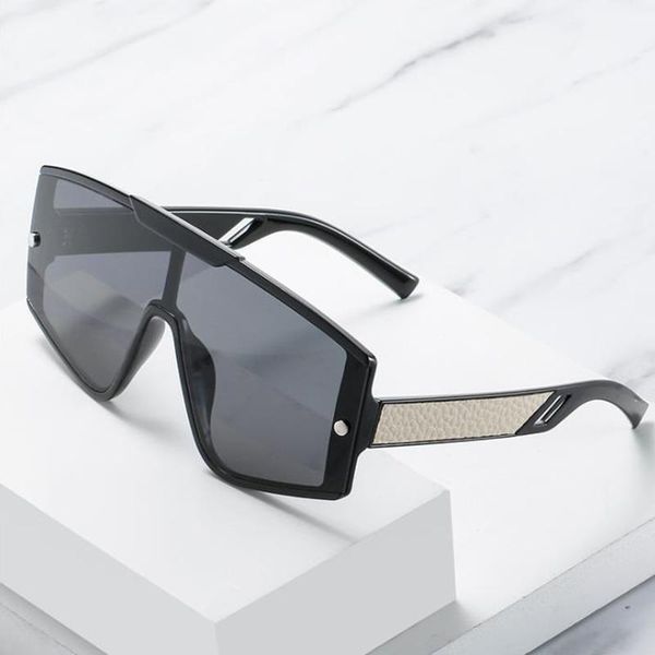 sunglasses oversized 2021 fashion pilot designer women's trend vintage glasses female, White;black
sunglasses oversized 2021 fashion pilot designer women's trend vintage glasses female, White;black