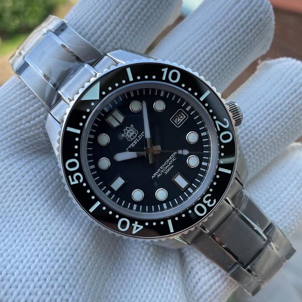 wristwatches steeldive sd1968 sbdx001 luxury casual business mechanical watches for men diver 300m sapphire crystal bgw9 super luminous watc, Slivery;brown
wristwatches steeldive sd1968 sbdx001 luxury casual business mechanical watches for men diver 300m sapphire crystal bgw9 super luminous watc, Slivery;brown